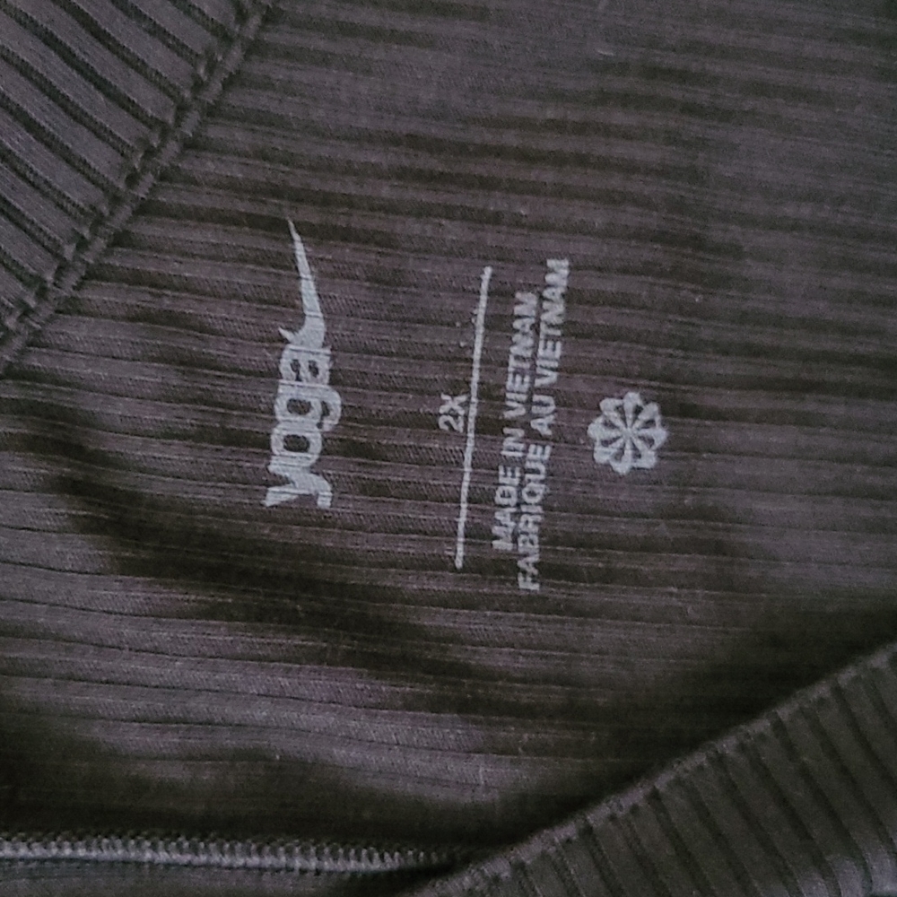Nike Yoga Luxe 2XL Tank Tee - Picture 5 of 8